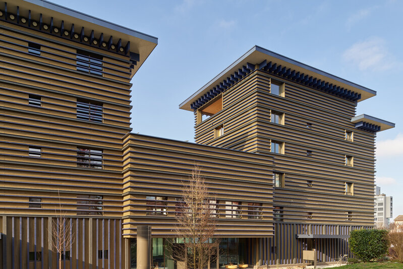 Neubau 6-geschossiges Dienstleistungs- und Wohngebäude Haus des Holzes in Sursee