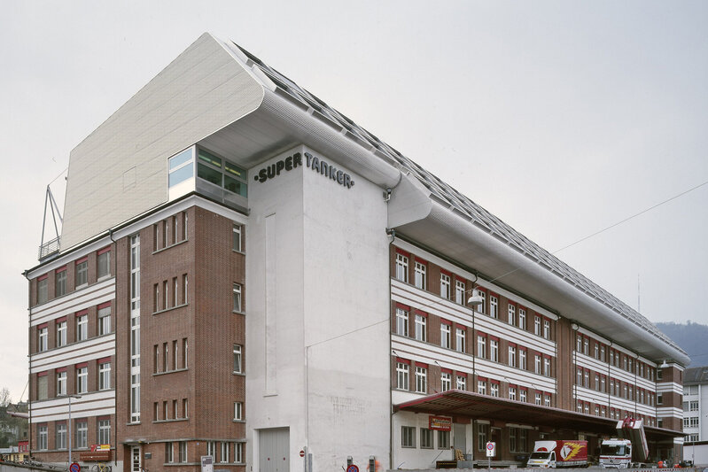 Aufstockung Geschäftshaus Supertanker in Zürich
