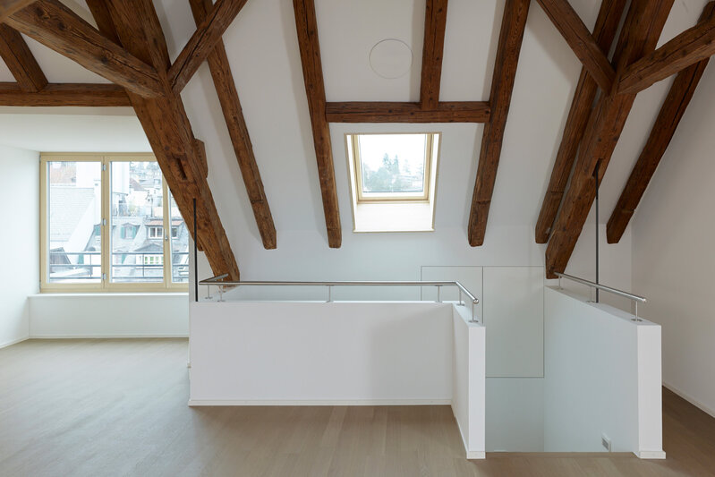Umbau Dachgeschoss Erlacherhof in Luzern
