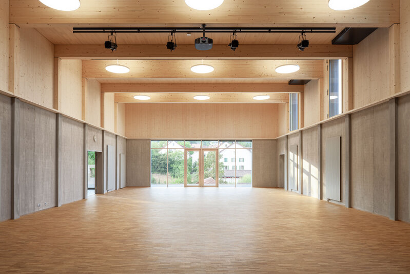 Neubau Schulhaus Fassade in Schinznach Dorf