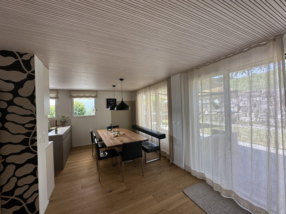 Akustikdecke aus Holz in Rickenbach